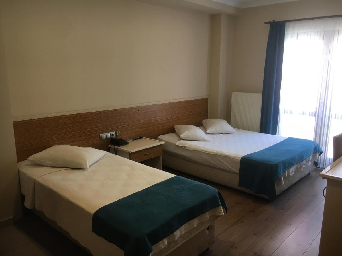 Oezguer Hotel Trabzon Exterior foto